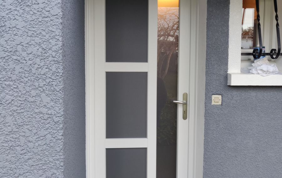 Notre gamme de portes d'entrée en PVC CLASSIQUE et PVC CONTEMPORAINE à La Souterraine