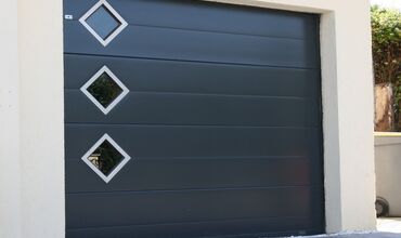 Portes de garage &agrave;&nbsp;LA SOUTERRAINE